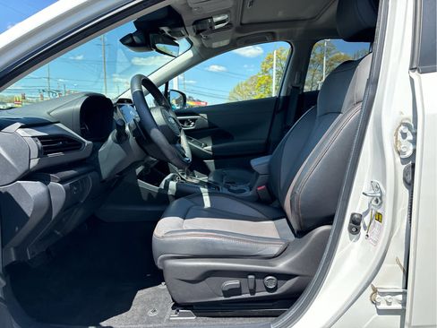 Used 2024 Subaru Crosstrek 2.5i Limited w/ Crosstrek Mirror Package AWD/4WD image 8