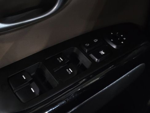 Used 2016 Kia Soul + w/ Audio Package image 27