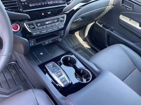 Used 2026 Honda Ridgeline Black Edition image 24