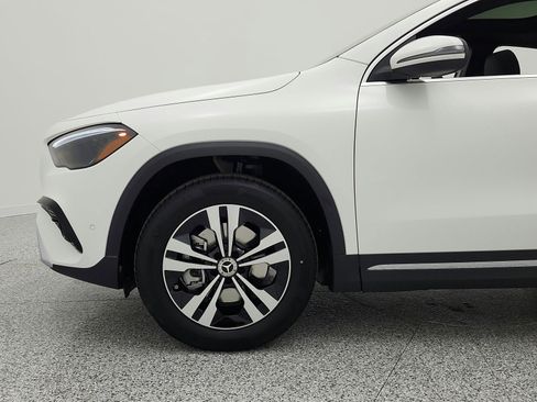 New 2026 Mercedes-Benz GLA 250 image 14