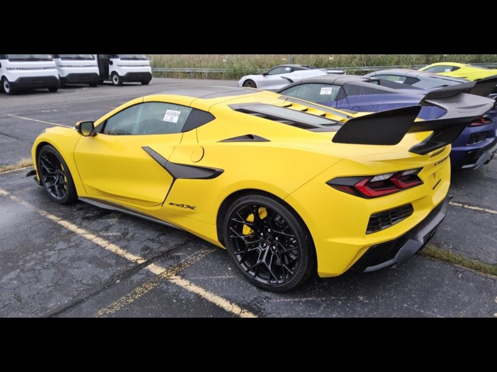 Used 2026 Chevrolet Corvette ZR1X AWD/4WD image 5