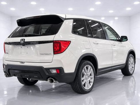 Used 2025 Honda Passport EX-L image 5