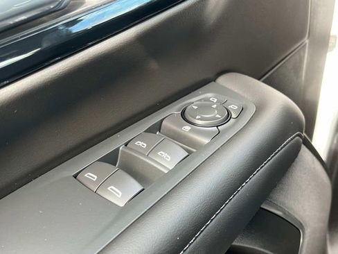 New 2026 Chevrolet Suburban LS RWD image 25