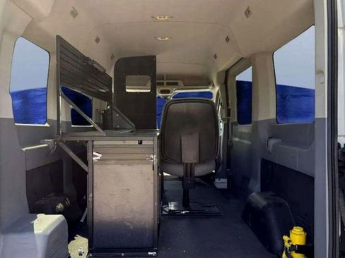 Used 2017 Ford Transit 150 XLT image 16