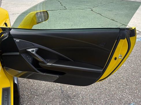 Used 2016 Chevrolet Corvette Stingray Coupe w/ Carbon Flash Badge Package image 13