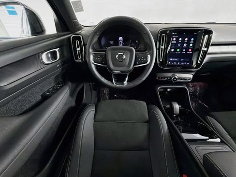 Used 2023 Volvo XC40 Recharge Plus AWD/4WD image 13
