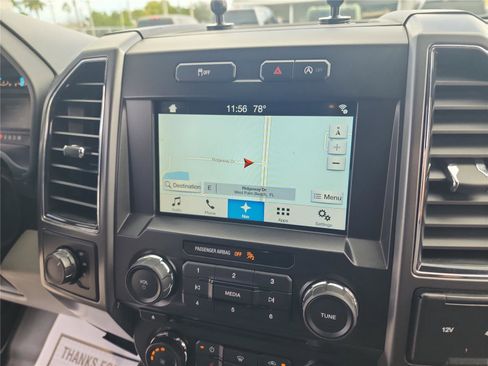 Used 2018 Ford F150 XLT w/ Equipment Group 302A Luxury image 33