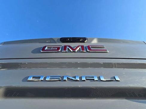 Used 2024 GMC Sierra 1500 Denali image 10