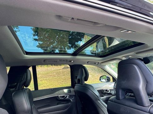 Used 2022 Volvo XC90 T6 Inscription w/ Advanced Package image 11