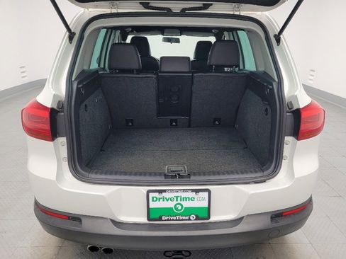 Used 2014 Volkswagen Tiguan SE image 29