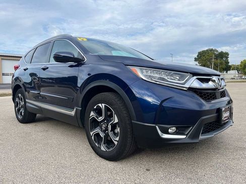Used 2019 Honda CR-V Touring image 3