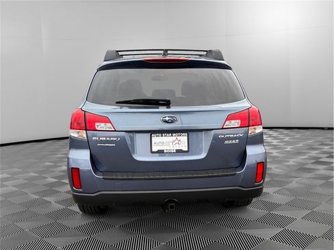Used 2014 Subaru Outback 2.5i Premium image 4