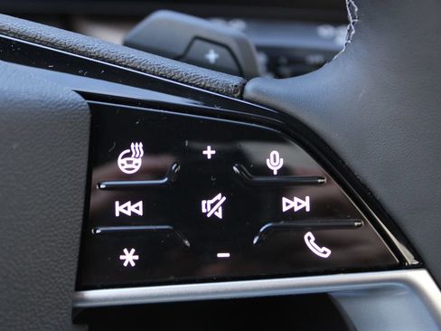 New 2025 Audi Q5 Premium Plus image 28