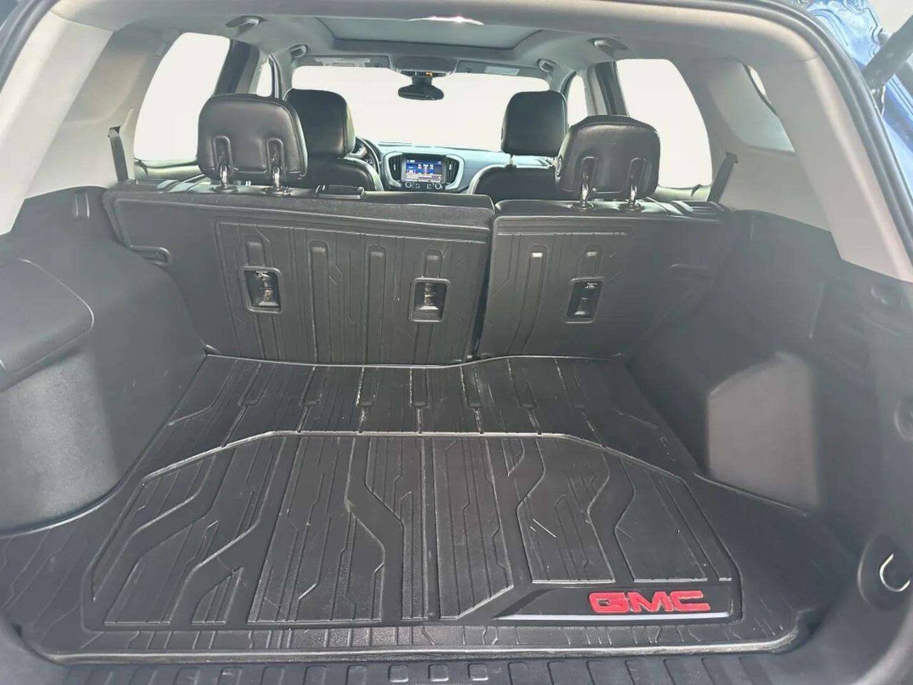 Used 2019 GMC Terrain SLT w/ Preferred Package AWD/4WD image 20