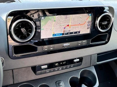 New 2024 Mercedes-Benz Sprinter 2500 image 5
