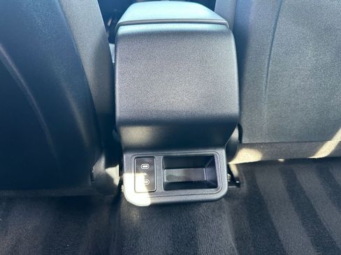 Used 2025 Kia K4 LXS image 24