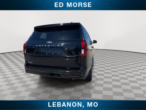 Certified 2025 Ford Expedition Active AWD/4WD image 8