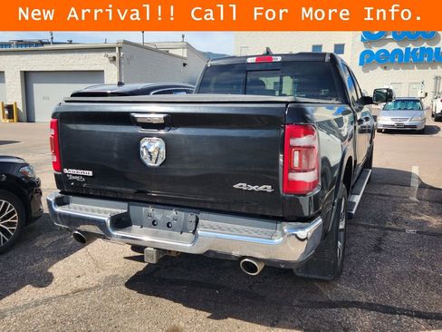 Used 2019 RAM 1500 Laramie AWD/4WD image 10