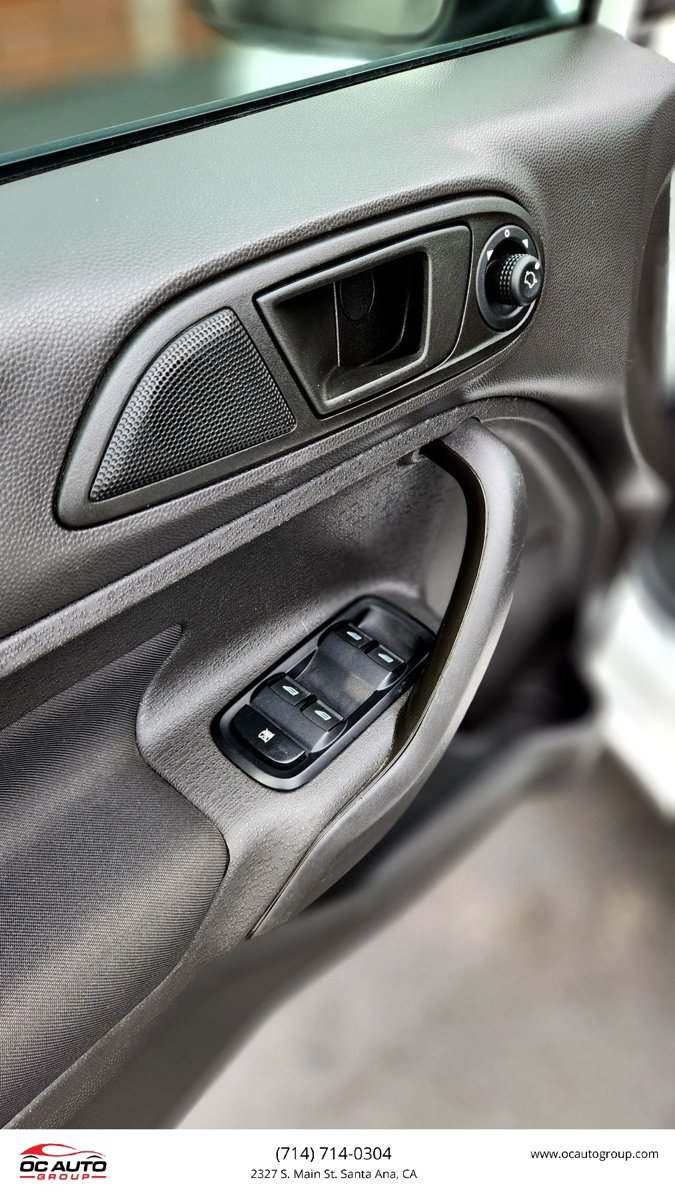 Used 2019 Ford Fiesta SE FWD image 34