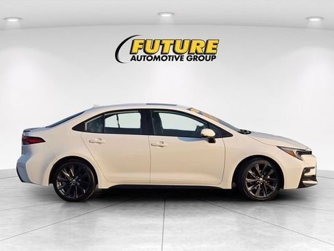 Certified 2024 Toyota Corolla XSE FWD image 4