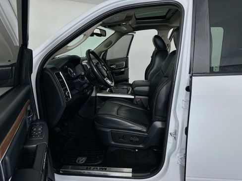 Used 2018 RAM 2500 Laramie w/ Convenience Group image 29