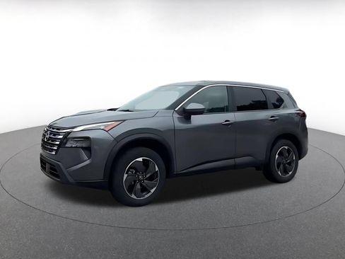 Used 2025 Nissan Rogue SV FWD image 8