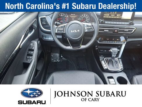 Used 2022 Kia Seltos SX w/ Sunroof Package AWD/4WD image 23