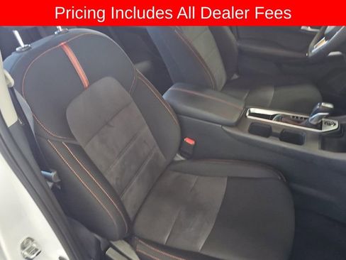 Certified 2025 Nissan Sentra SR FWD image 6