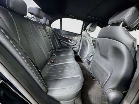 Used 2017 Mercedes-Benz E 300 image 28