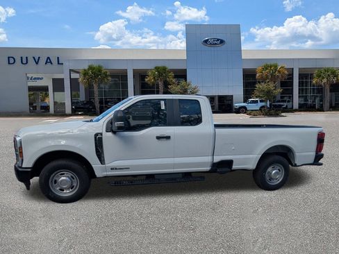 New 2026 Ford F350 XL w/ 360-Degree Camera Package RWD image 7