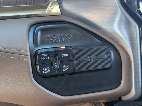 Used 2022 RAM 2500 Limited image 30