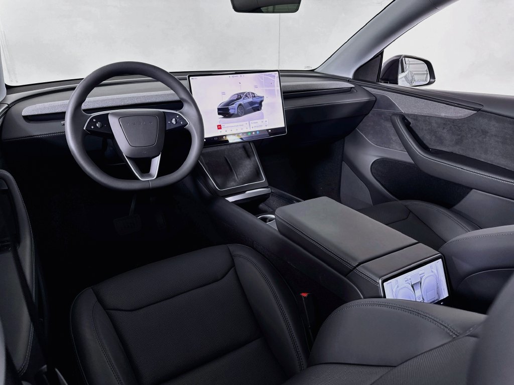 Used 2026 Tesla Model Y Long Range AWD/4WD image 35