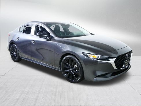 Used 2024 MAZDA MAZDA3 s FWD image 1