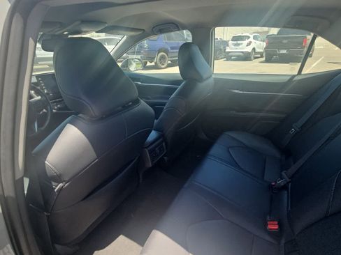 Used 2024 Toyota Camry XSE FWD image 11