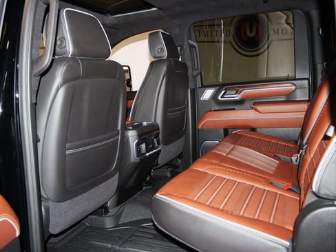 Used 2024 GMC Sierra 2500 Denali Ultimate image 69