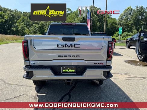 New 2026 GMC Sierra 3500 AT4 w/ Technology Package AWD/4WD image 4