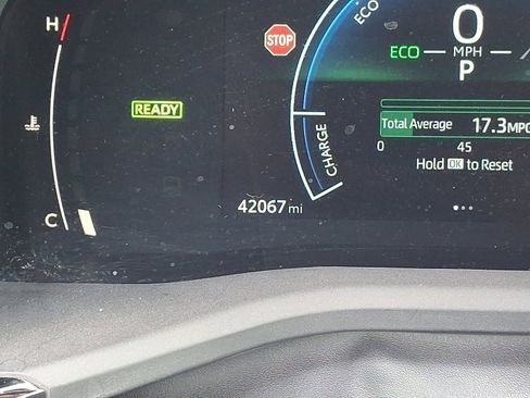 Certified 2025 Toyota Camry SE image 19