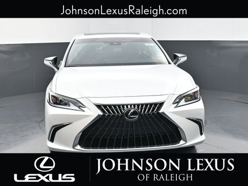New 2025 Lexus ES 350 w/ Premium Package image 4
