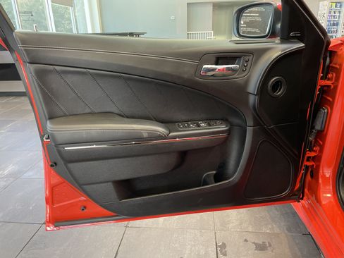 Used 2021 Dodge Charger SRT Hellcat RWD image 16