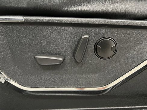 Used 2024 Ford F350 Lariat image 26