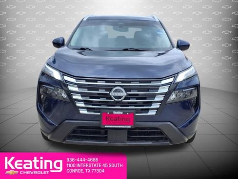 Used 2024 Nissan Rogue SV w/ SV Premium Package FWD image 6