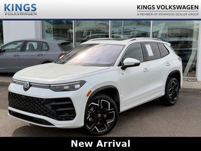 Certified 2026 Volkswagen Tiguan SEL R-Line