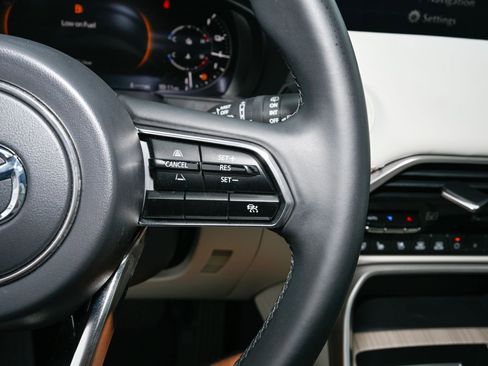 New 2024 MAZDA CX-90 Plug-In Hybrid w/ Premium Plus AWD/4WD image 30