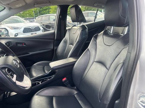 Used 2019 Toyota Prius Prime Advanced FWD image 15