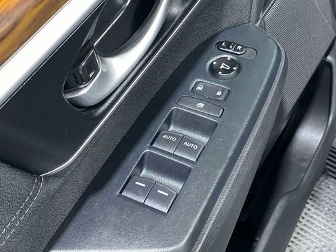 Used 2020 Honda CR-V EX image 19