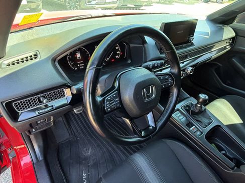 Used 2023 Honda Civic Sport image 10