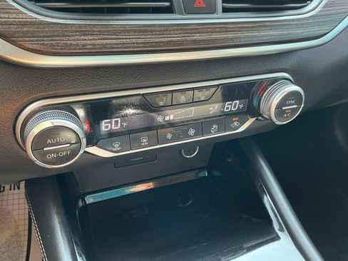 Used 2022 Nissan Altima 2.5 SL FWD image 28