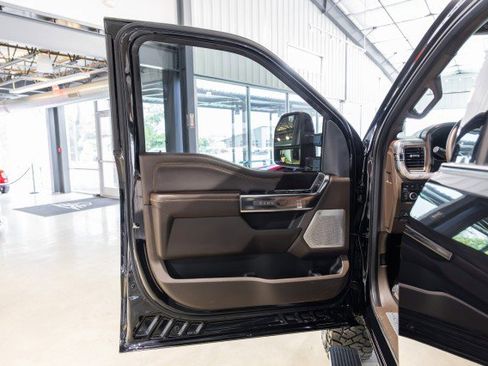 Used 2024 Ford F250 King Ranch w/ Tremor Off-Road Package AWD/4WD image 28