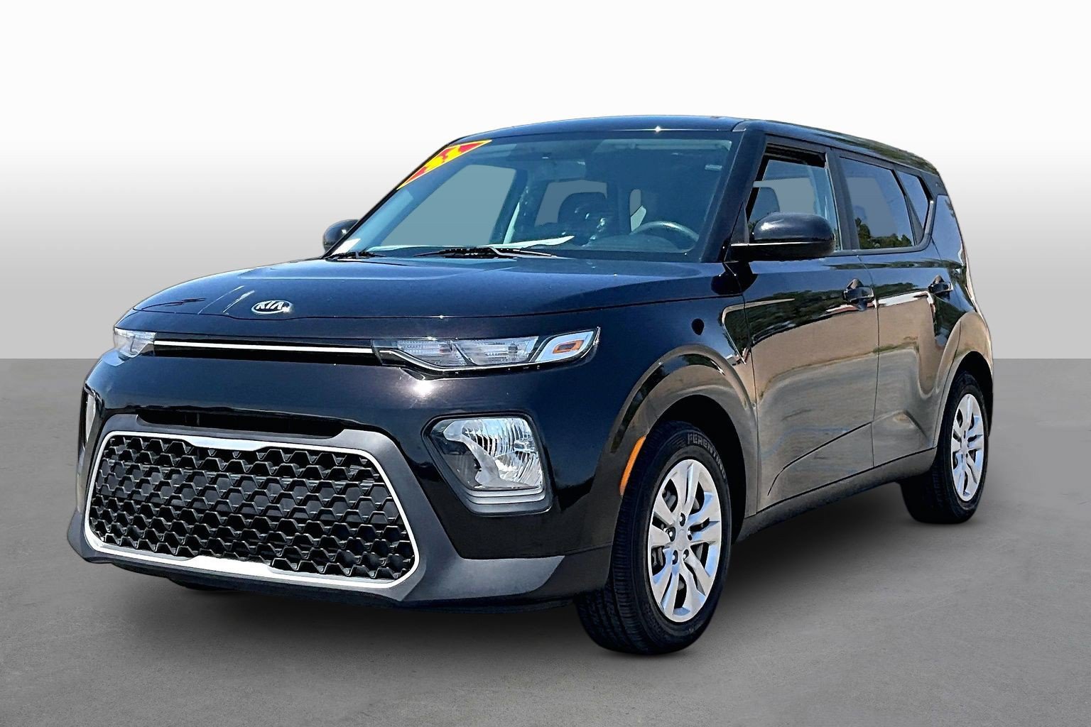Used 2021 Kia Soul LX FWD image 1