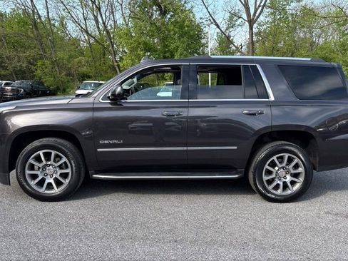 Used 2017 GMC Yukon Denali w/ Enhanced Security Package AWD/4WD image 2